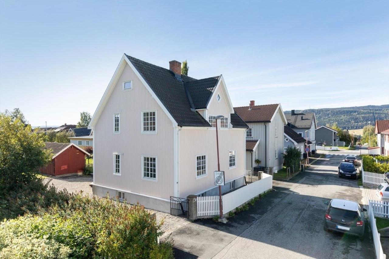 Central, Large And Light Apartment In The Middle Of The City Lillehammer Exterior photo
